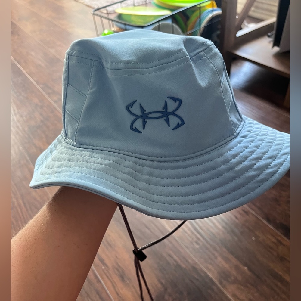 Light blue Under Armor bucket fishing hat with drawstring